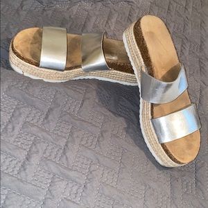 Platform shoes